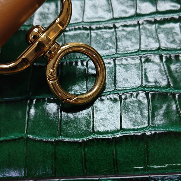 Tess Small Calfskin Green