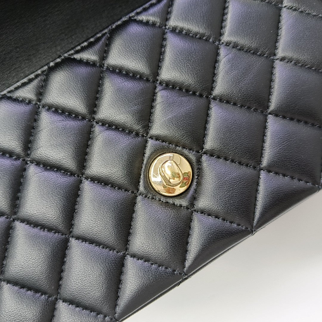 CLASSIC FLAP Mini Quilted Lambskin Black