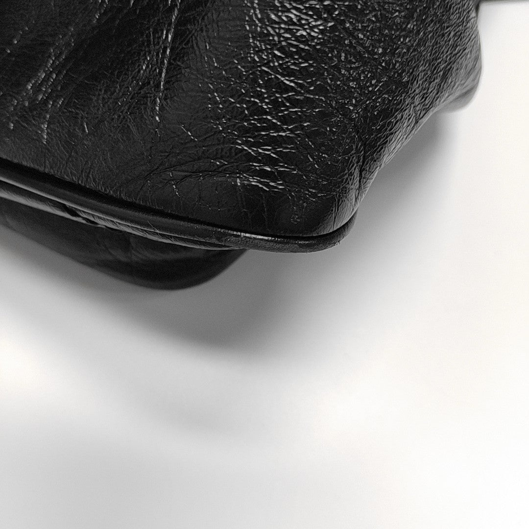 NIKI Medium Chevron Calfskin Black