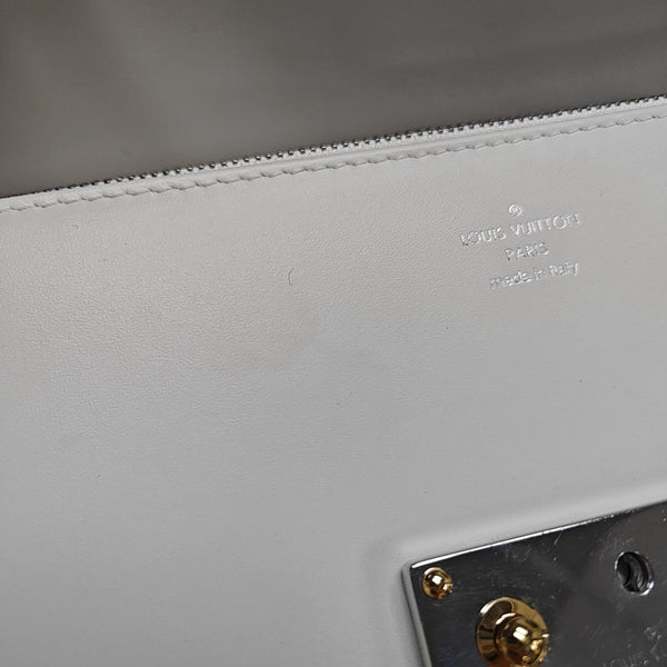 SWING Calfskin White