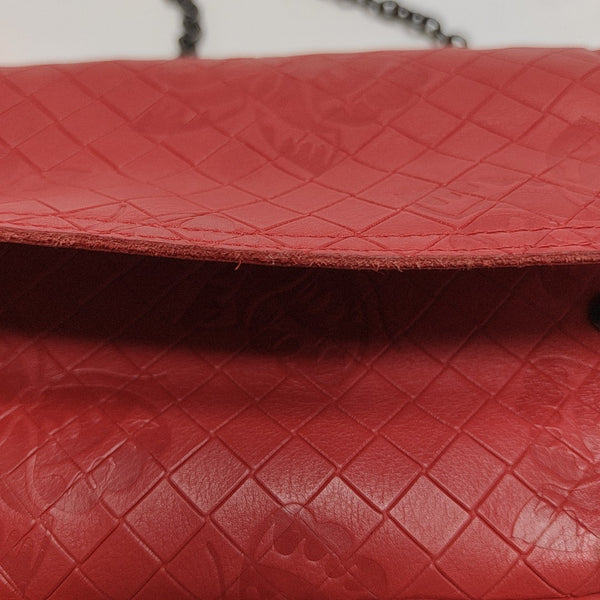Authenticated pre-owned  Messenger Calfskin Red - Shoulder Bag at Looply