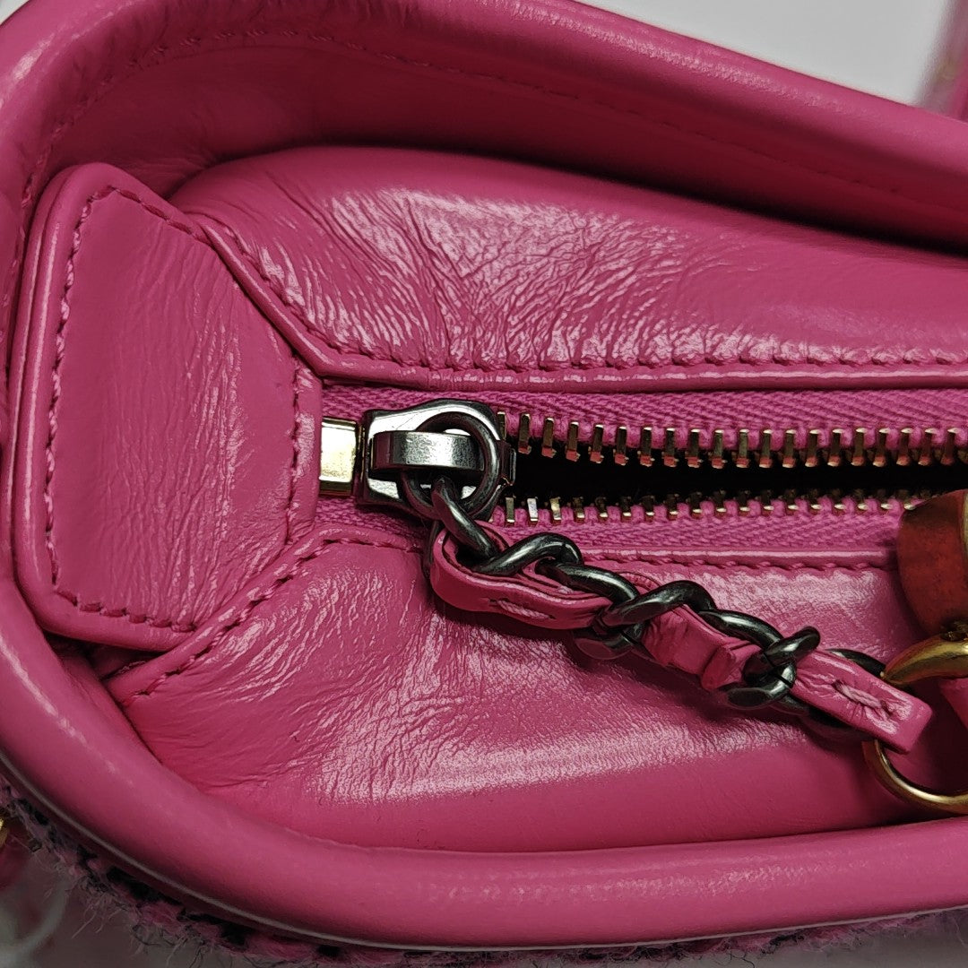 GABRIELLE Small Quilted Wool Pink