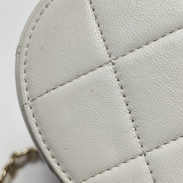 Round Vanity Quilted Lambskin White