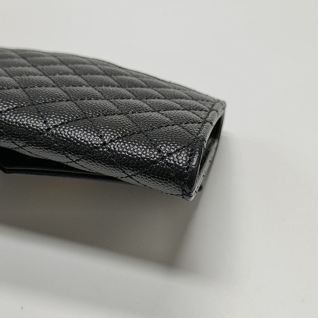 ENVELOPE Small Quilted Calfskin Black Wallet