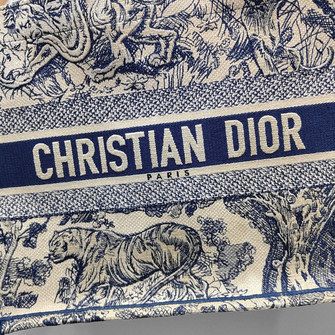 Authenticated pre-owned  Book Tote Medium Canvas Blue - Tote Bag at Looply