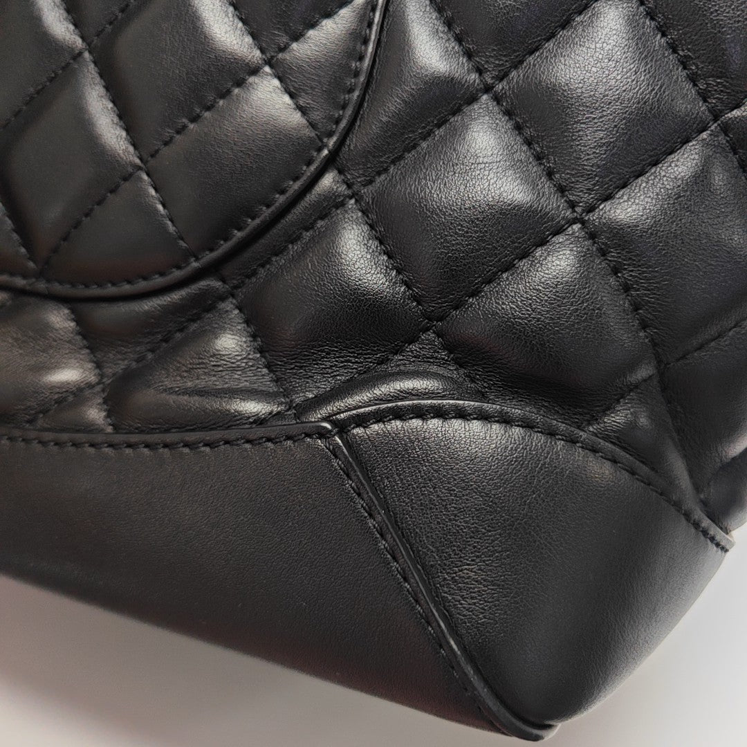 EASY SHOPPING Large Quilted Calfskin Black
