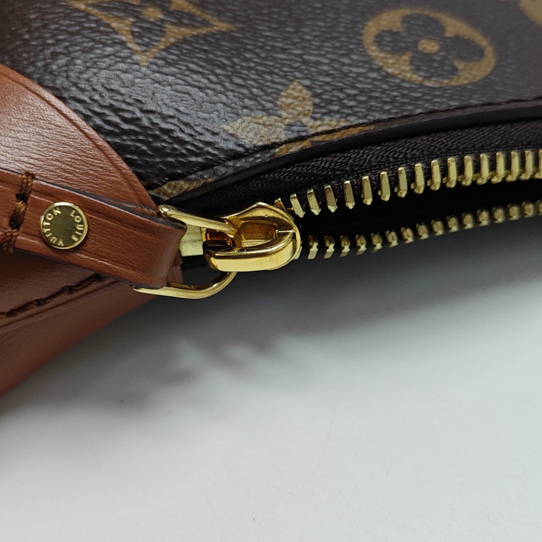 LOOP HOBO Monogram Coated Canvas Brown