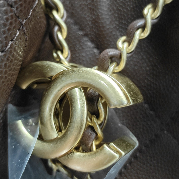 CHANEL 25 Medium Quilted Grained Calfskin Brown