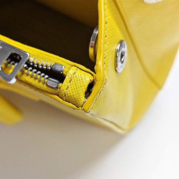 Authenticated pre-owned  Galleria Calfskin Yellow - Shoulder Bag at Looply