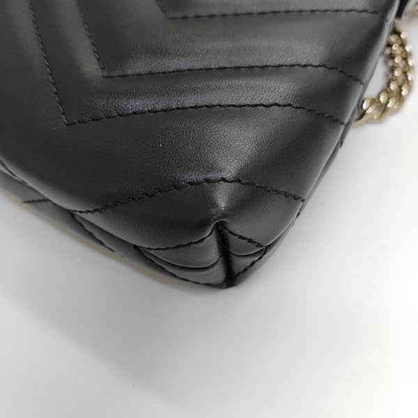 GG Marmont Small Chevron Calfskin Black