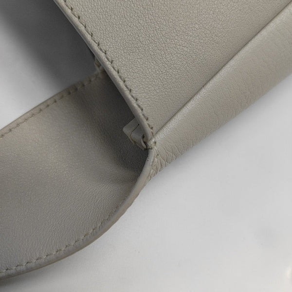 LE 5 À 7 Small Calfskin White