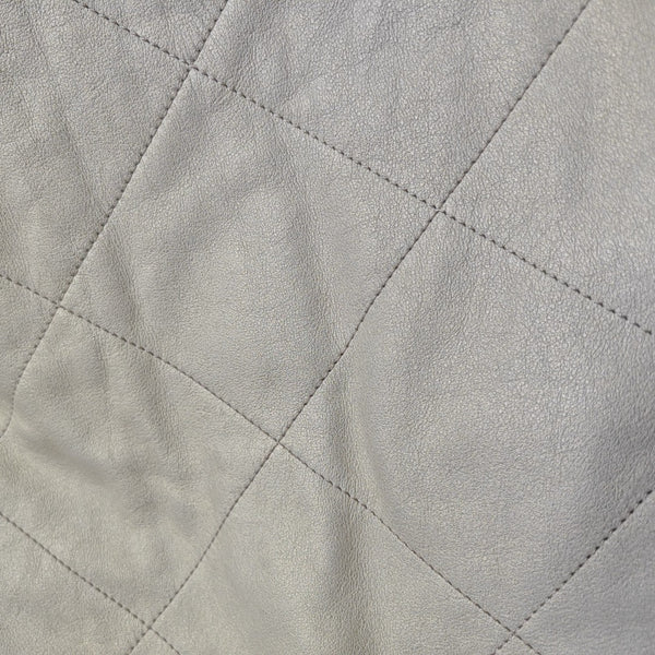 CHANEL 22 Medium Quilted Calfskin White
