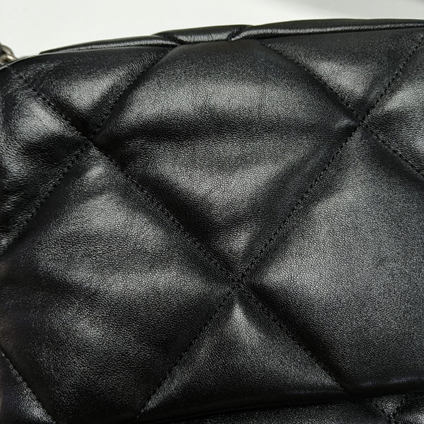 CHANEL 19 Large Quilted Lambskin Black