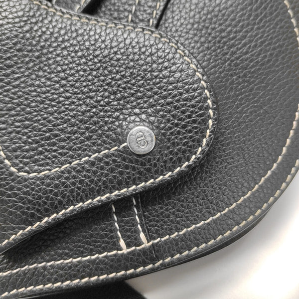 Saddle Medium Calfskin Black