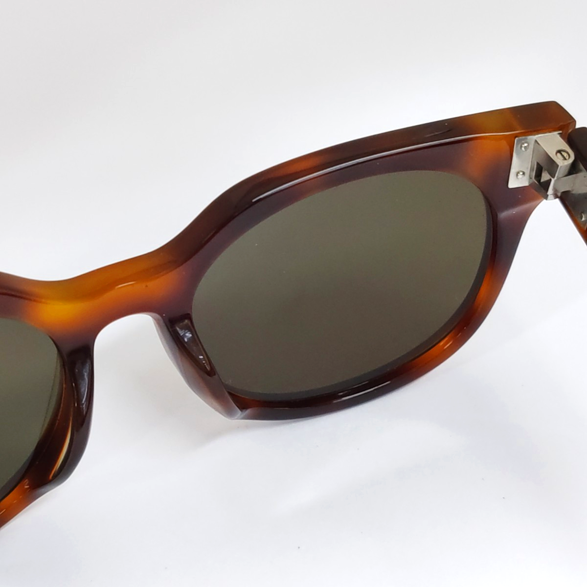 Green Synthetic Sunglasses