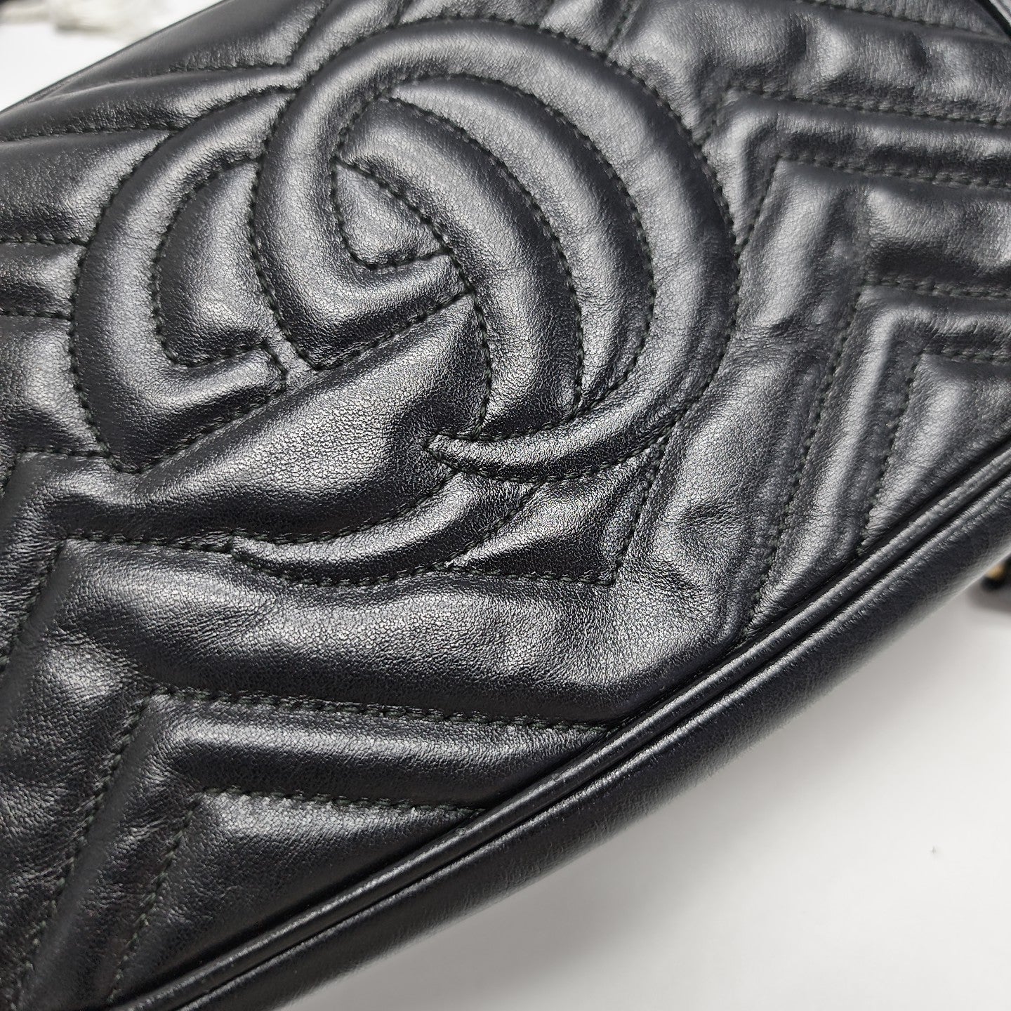GG Marmont Small Quilted Calfskin Black