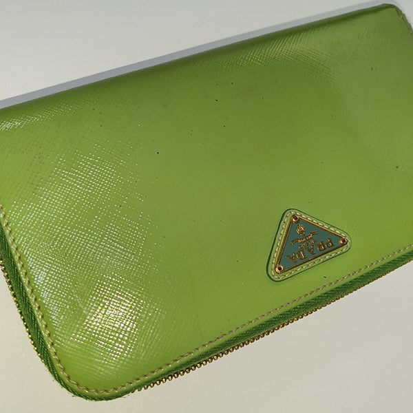 Saffiano Calfskin Wallet Green