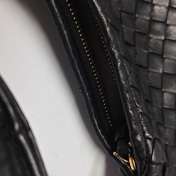 Veneta Calfskin Black