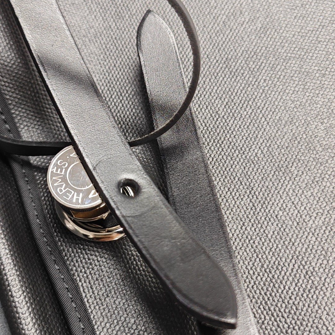 Herbag 31 Coated Canvas Black