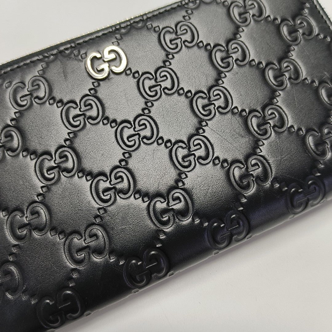 Signature Monogram Calfskin Black Wallet