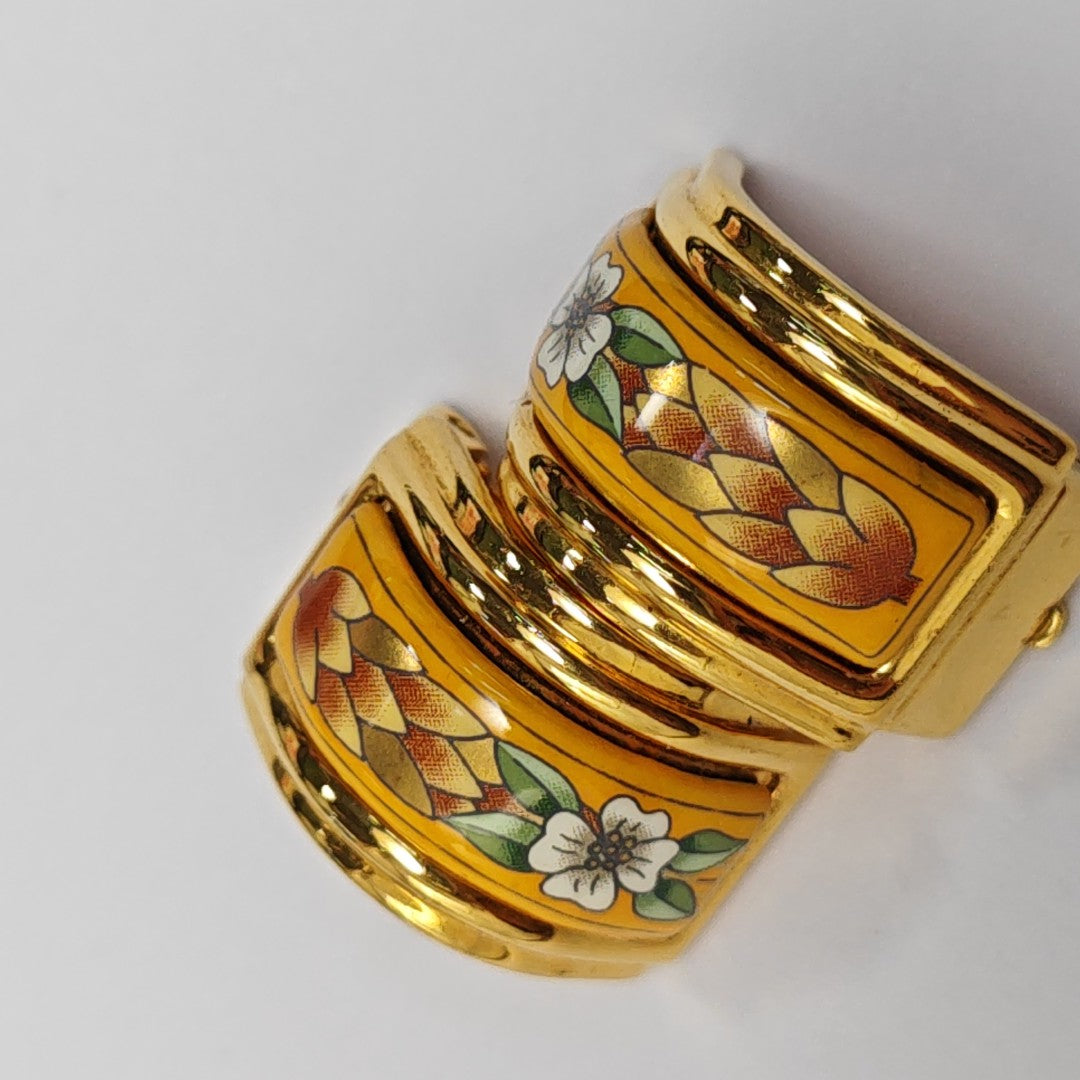 Metal Gold Clip On Earrings
