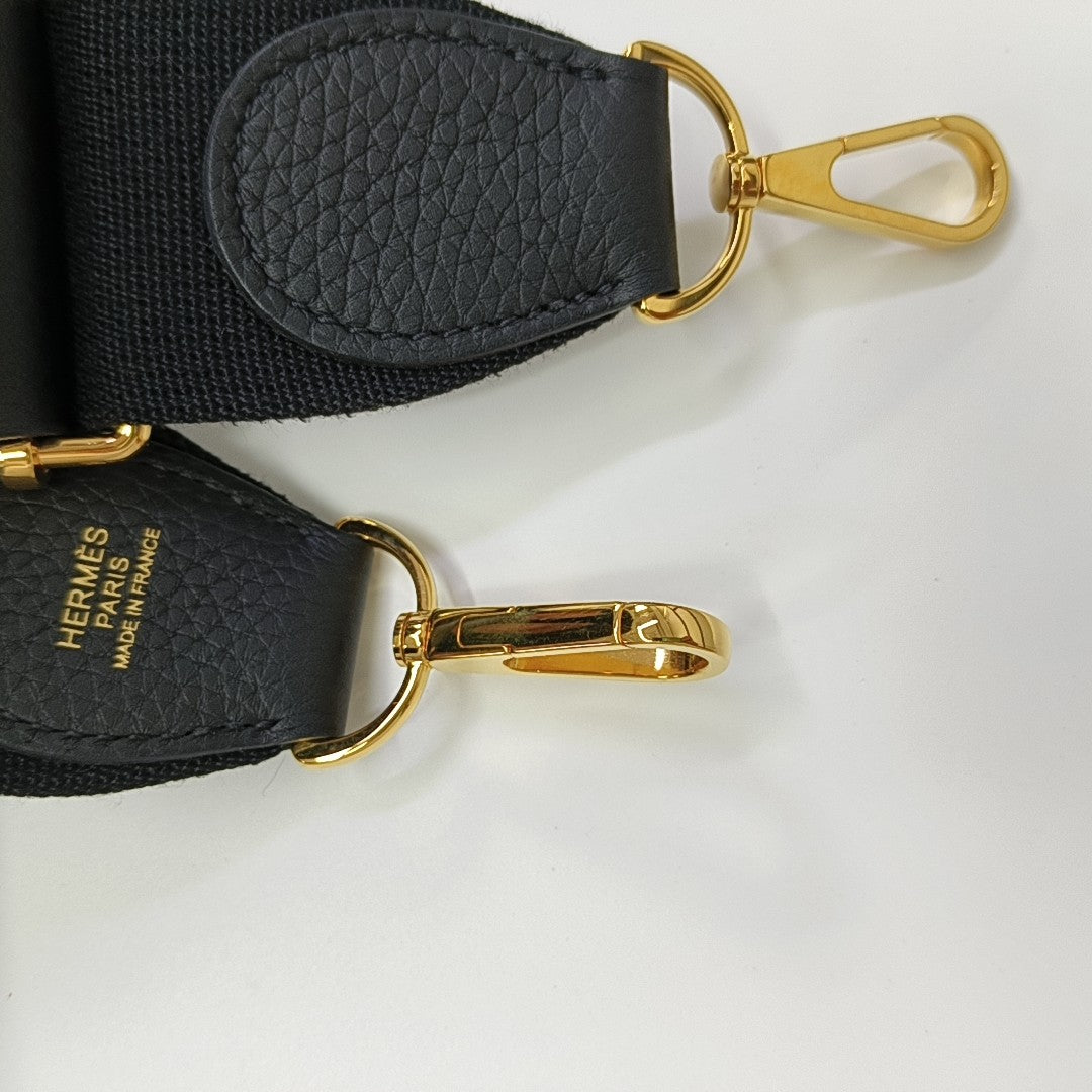 Evelyne 29 Togo Black