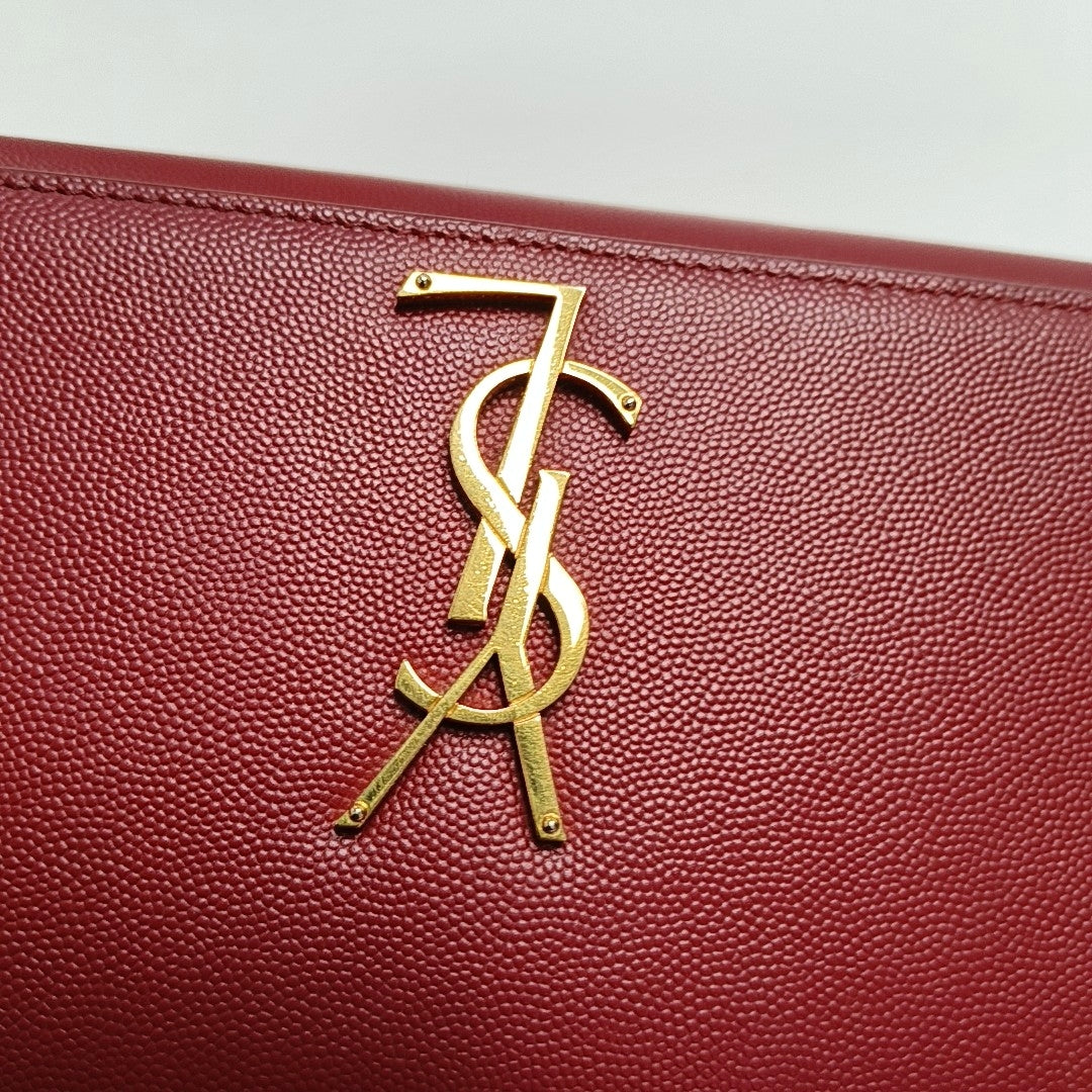 Authenticated pre-owned  KATE Medium Calfskin Red - Shoulder Bag at Looply