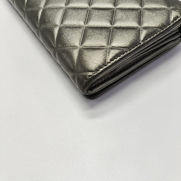 Quilted Lambskin Shoulder Bag Green
