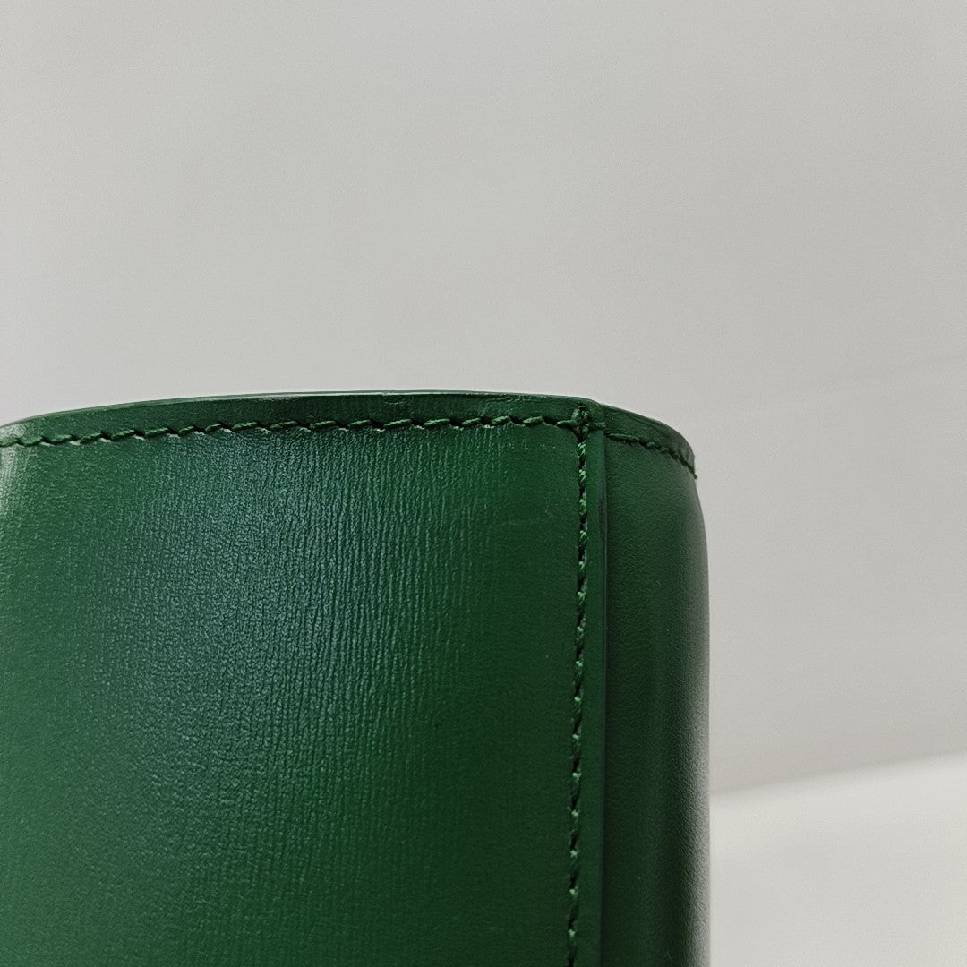 The Clip Calfskin Green