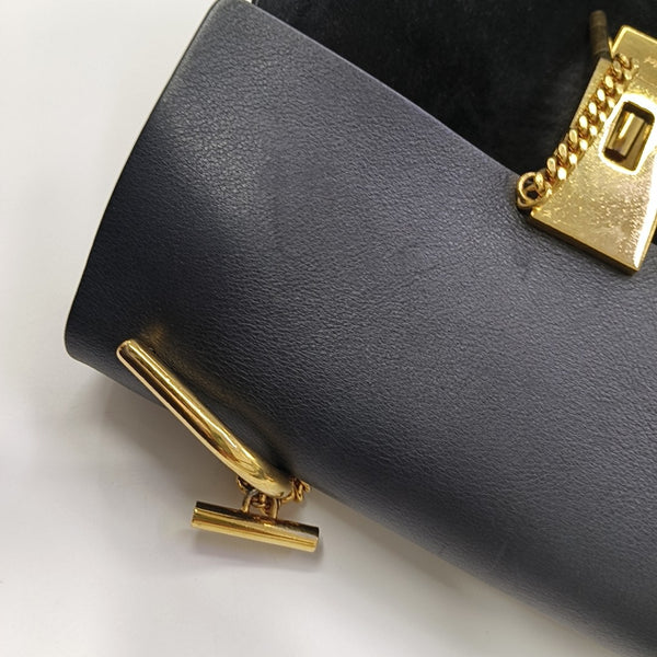 Drew Medium Calfskin Black