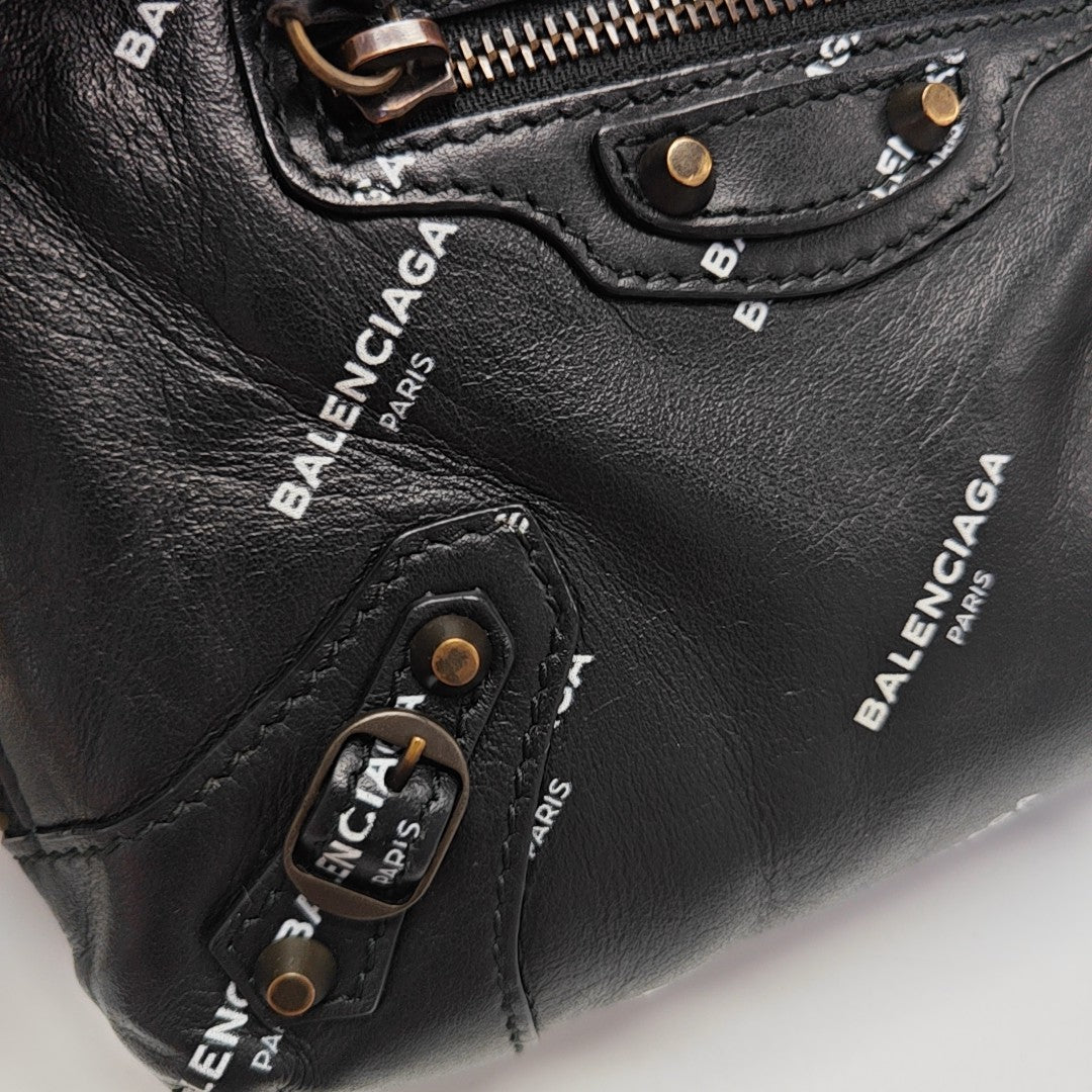 Calfskin Shoulder Bag Black