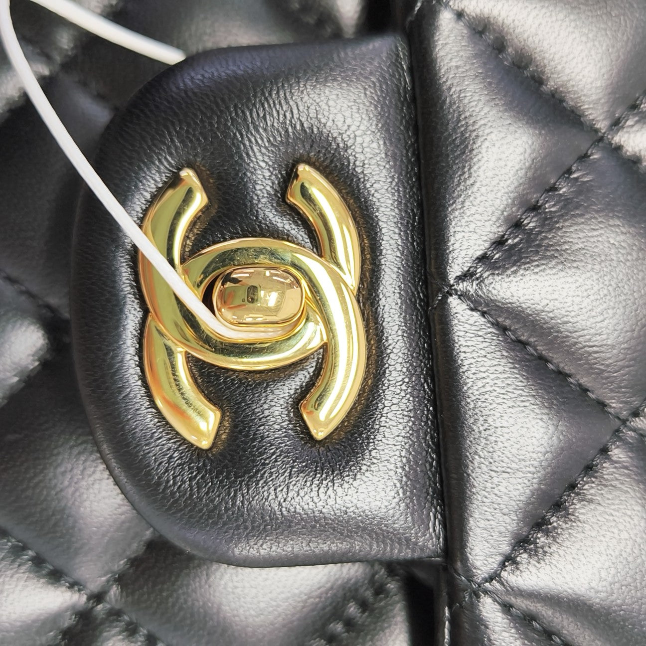 CLASSIC FLAP Small Quilted Lambskin Black