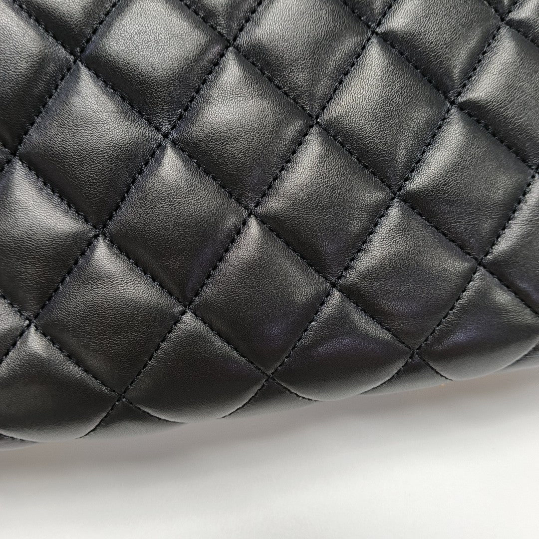 Quilted Lambskin Shoulder Bag Small Black
