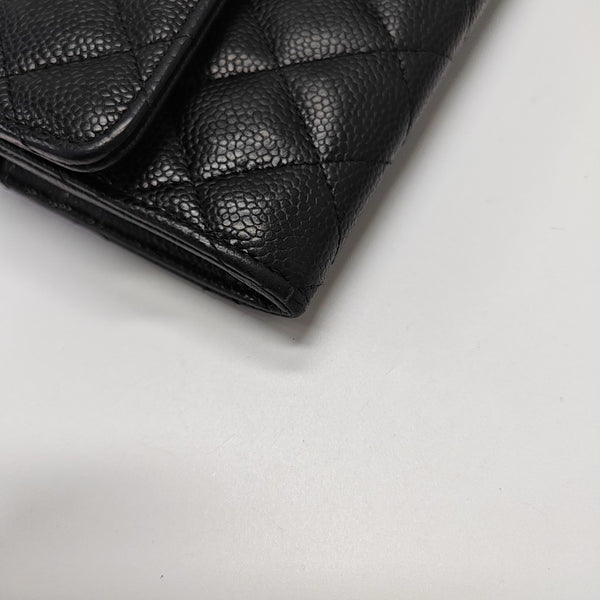 CLASSIC FLAP Mini Quilted Grained Calfskin Black Wallet
