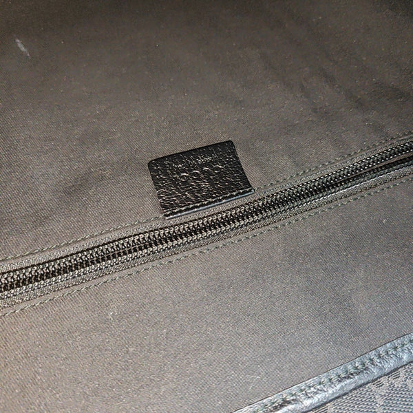 Monogram Canvas Black