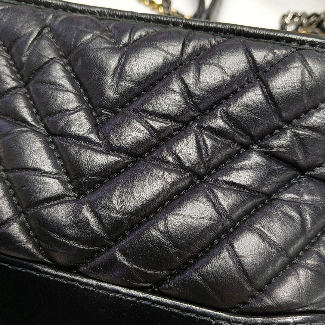 Authenticated pre-owned  GABRIELLE Small Quilted Calfskin Black - Shoulder Bag at Looply