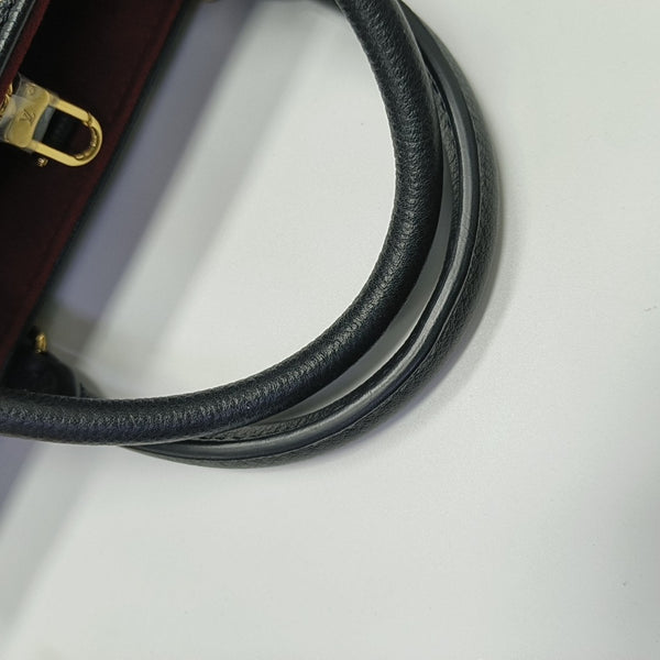ONTHEGO PM Calfskin Black