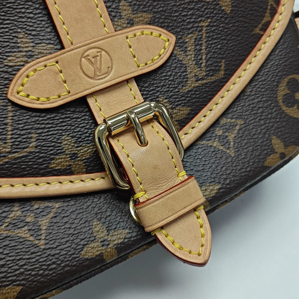 SAUMUR BB Monogram Coated Canvas Brown