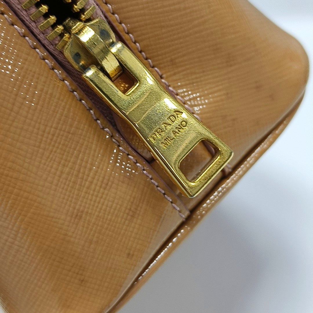 Authenticated pre-owned  Promenade Saffiano Calfskin Yellow - Shoulder Bag at Looply