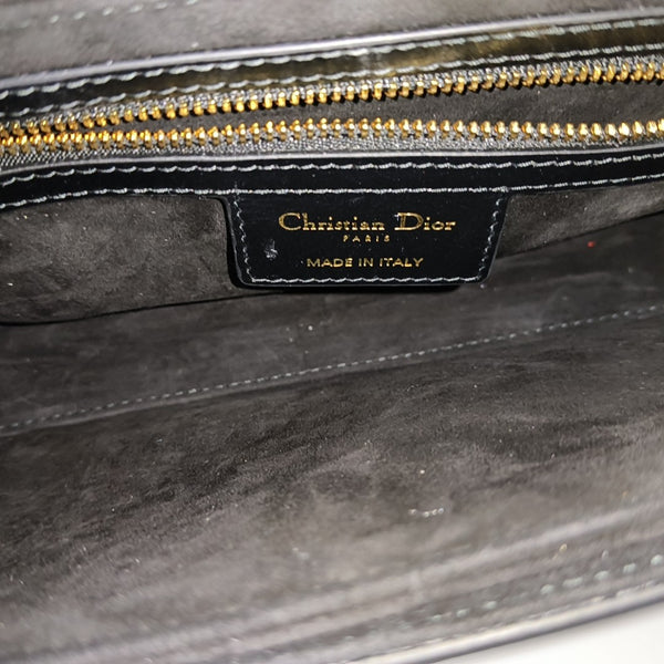 Bobby Medium Calfskin Black