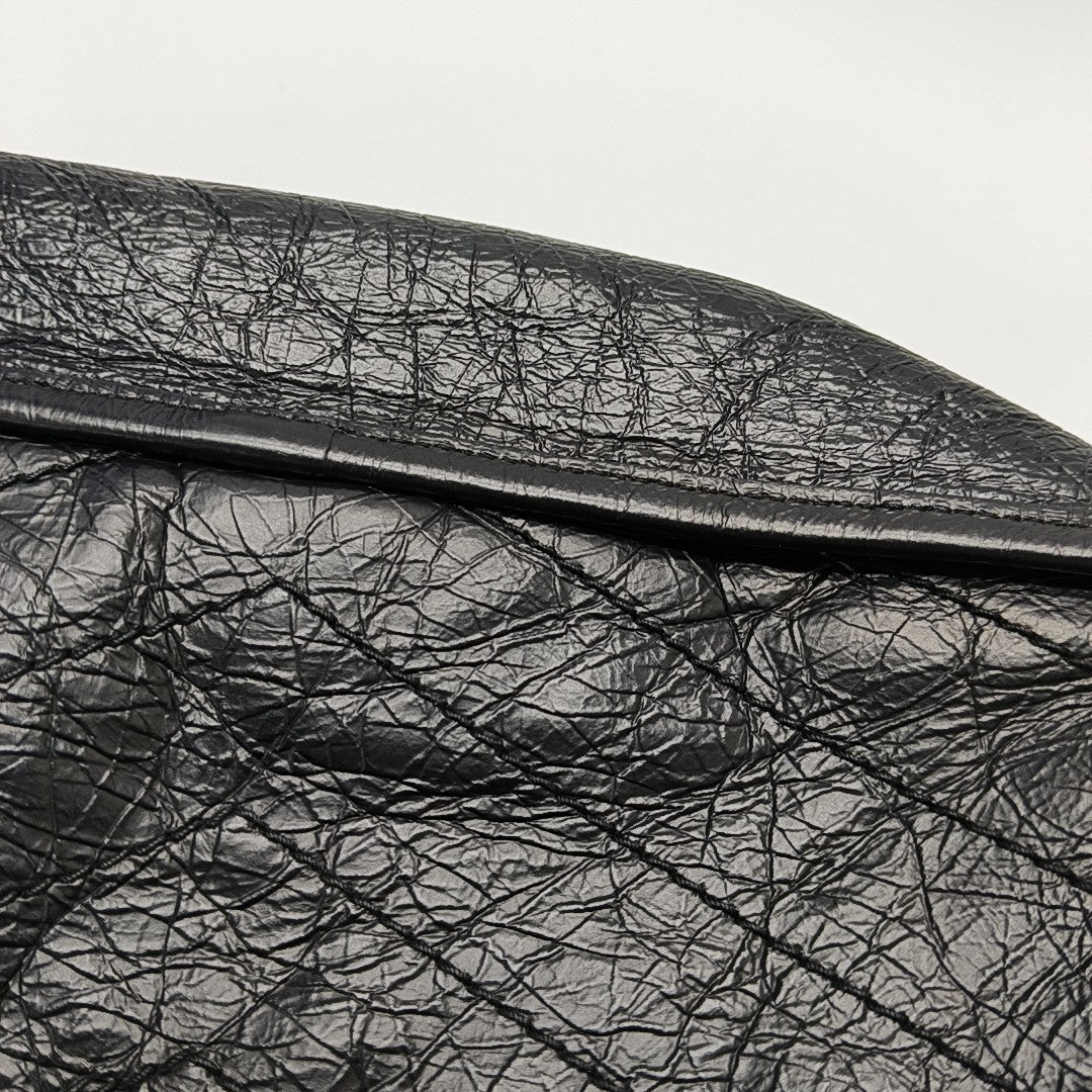 NIKI Medium Chevron Calfskin Black
