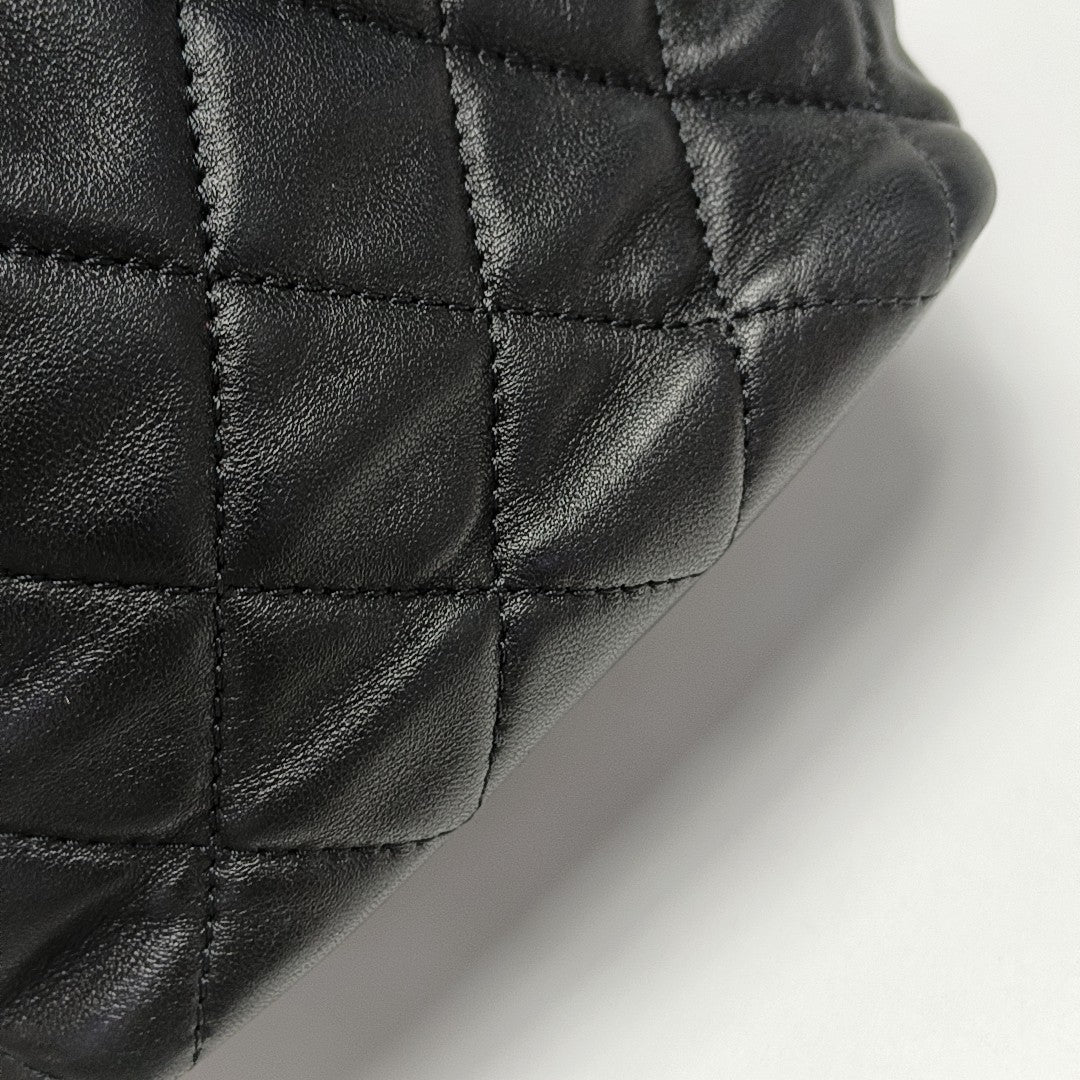 Quilted Lambskin Shoulder Bag Black