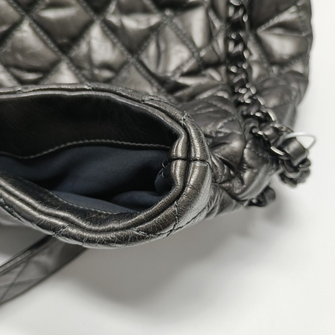 CHAIN ME Quilted Calfskin Gray