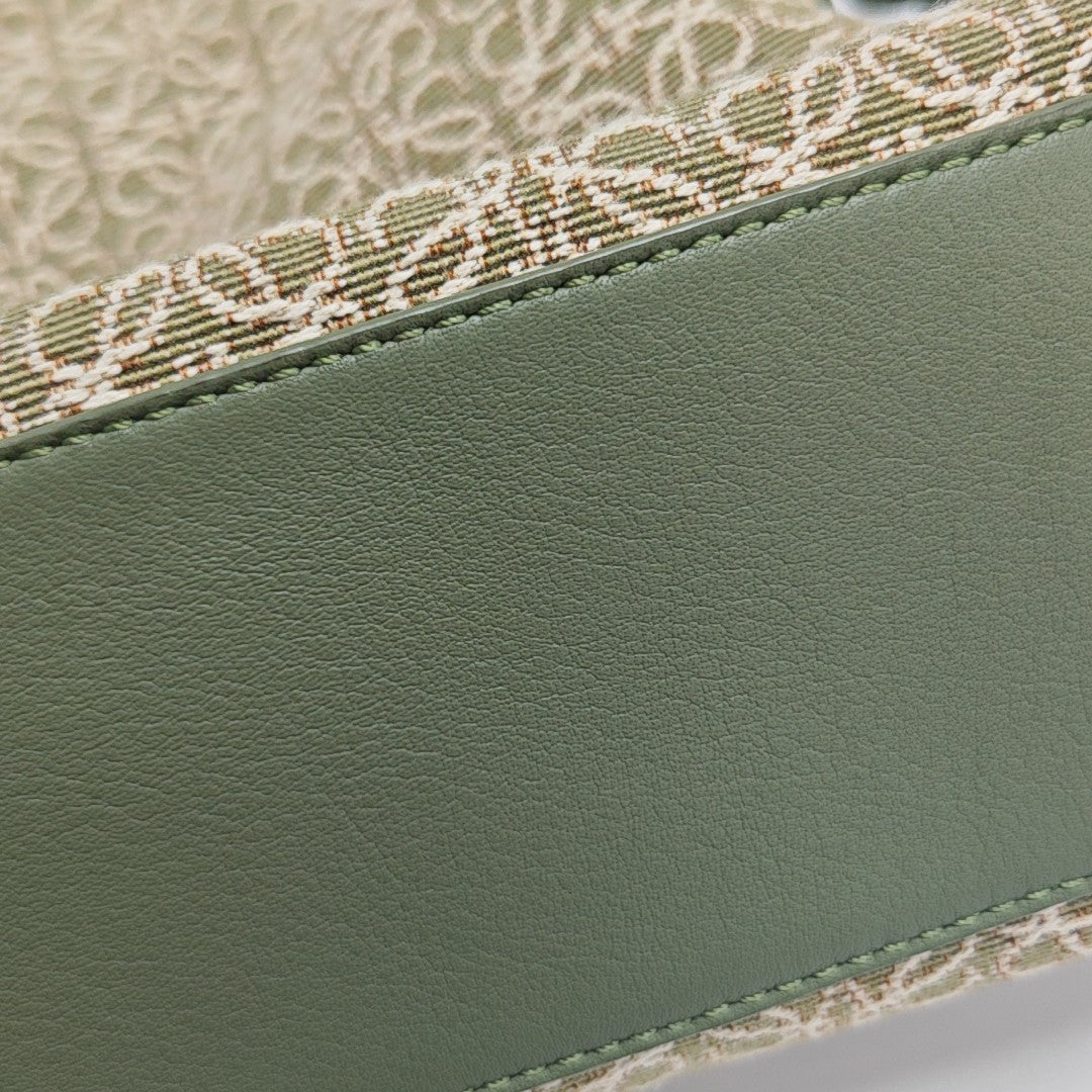 Flamenco Medium Fabric Green