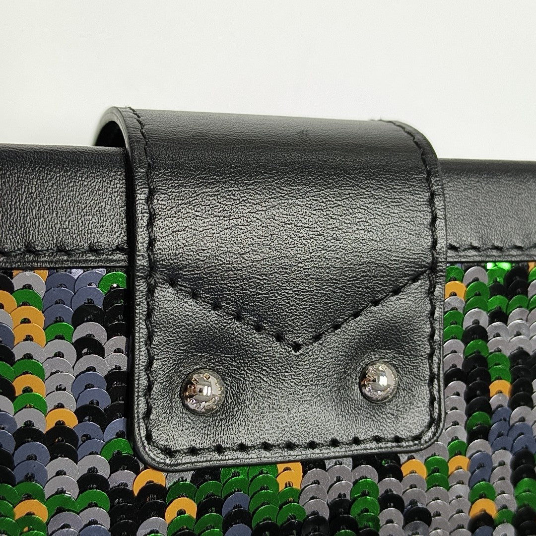PETITE MALLE Sequins Black