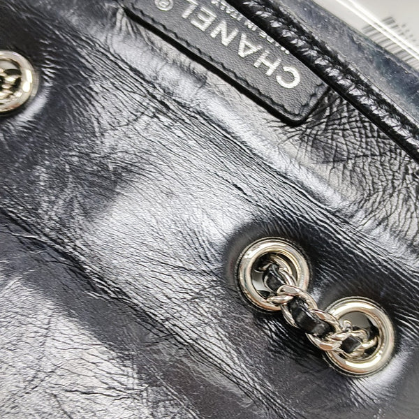 AQUARIUM Quilted Calfskin Black