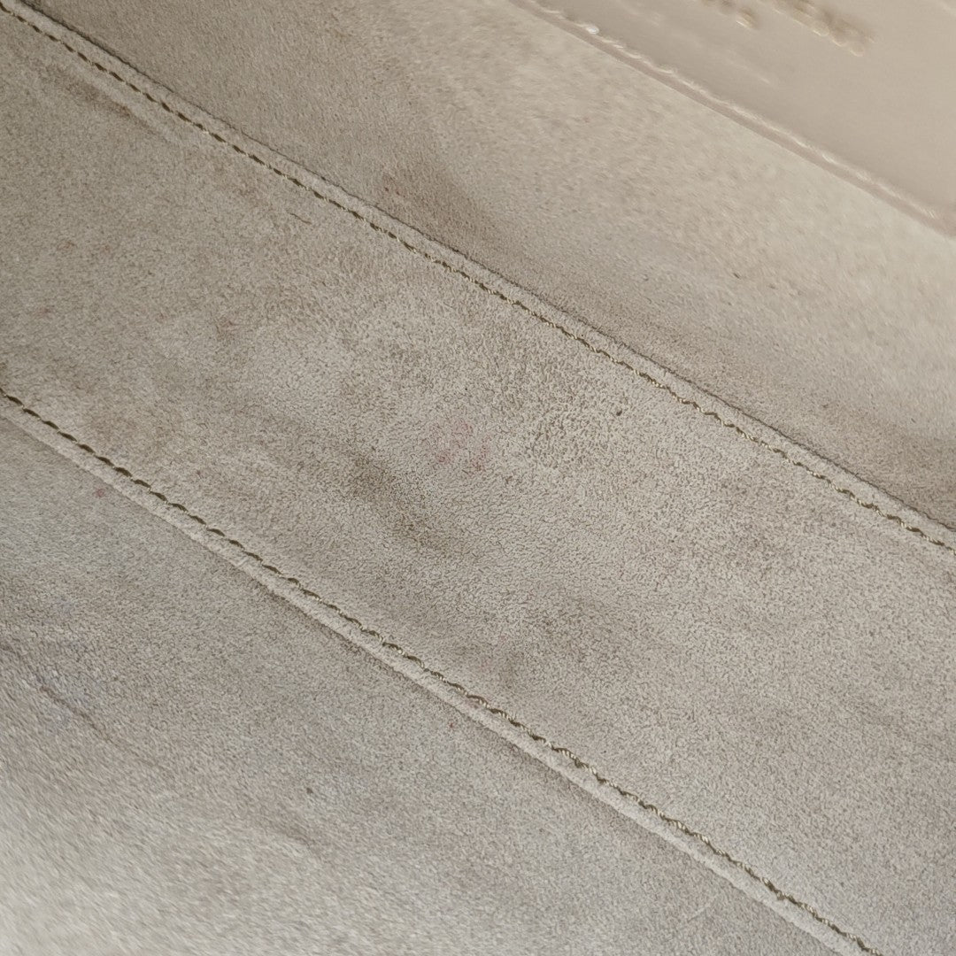 LE 5 À 7 Small Calfskin White
