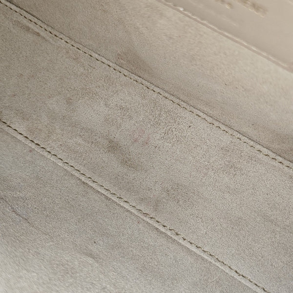 LE 5 À 7 Small Calfskin White