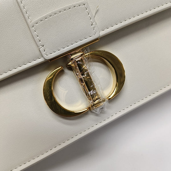 30 Montaigne East-West Calfskin White