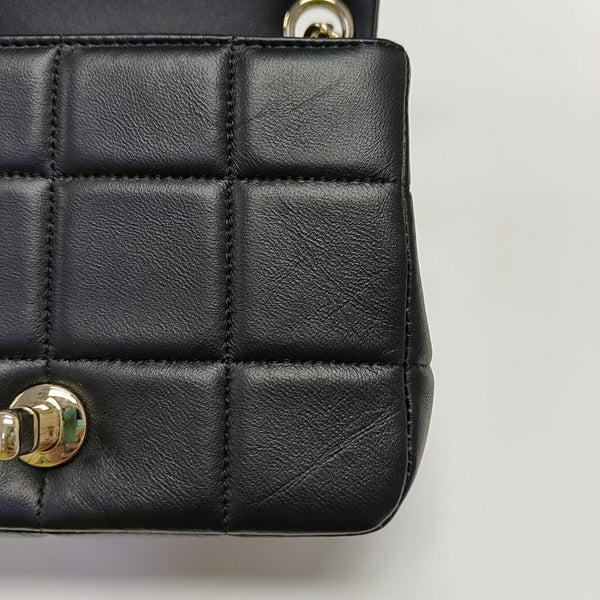 CLASSIC FLAP Mini Quilted Lambskin Black